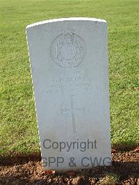 Ranville War Cemetery - Howie, Gavin Dalzell