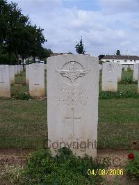 Ranville War Cemetery - Kent, Ronald Peter