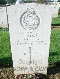 Ranville War Cemetery - Kemp, John