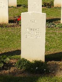 Ranville War Cemetery - Loos, Jean