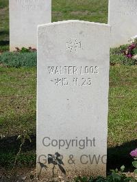 Ranville War Cemetery - Loos, Walter