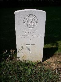 Ranville War Cemetery - May, Robert Dundas