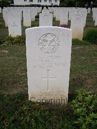 Ranville War Cemetery - Milne, Walter