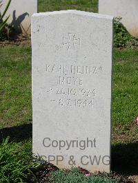 Ranville War Cemetery - Moye, Karl-Heinz Wilhelm