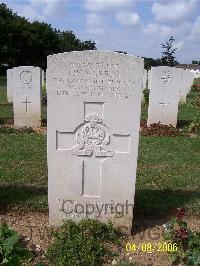 Ranville War Cemetery - Murray, James Wilson