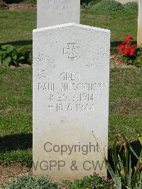 Ranville War Cemetery - Muschinski, Paul