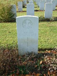 Ranville War Cemetery - McDermott, George Leslie