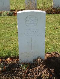 Ranville War Cemetery - North, Thomas Vivian