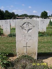 Ranville War Cemetery - Porter, Ernest