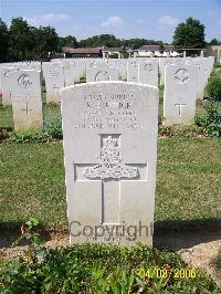 Ranville War Cemetery - Puttick, Kenneth