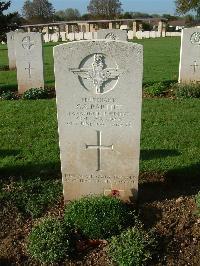 Ranville War Cemetery - Parfitt, Gordon Sterrey