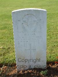 Ranville War Cemetery - Parr, Norman