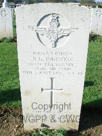 Ranville War Cemetery - Parsons, Reginald Harry