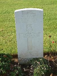 Ranville War Cemetery - Pearce, William Ernest