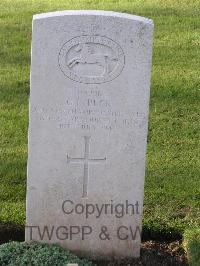 Ranville War Cemetery - Peck, Geoffrey Fairfax