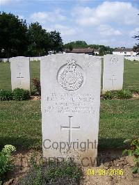 Ranville War Cemetery - Reynolds, Bartholomew Charles Vice W.