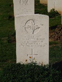 Ranville War Cemetery - Richardson, Thomas Gordon