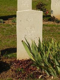 Ranville War Cemetery - Roeder, Erich