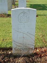 Ranville War Cemetery - Robinson, Thomas