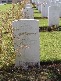 Ranville War Cemetery - Roose, Merthyn Edward