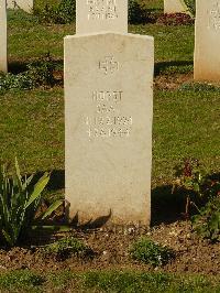 Ranville War Cemetery - Saal, Horst