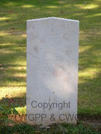 Ranville War Cemetery - Scholz, Josef