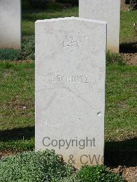 Ranville War Cemetery - Schultz, L