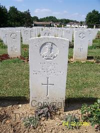 Ranville War Cemetery - Smith, Alfred