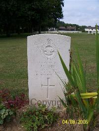 Ranville War Cemetery - Smith, John Gillies