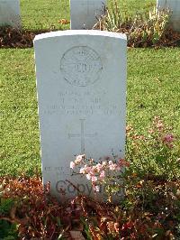 Ranville War Cemetery - Sinclair, James