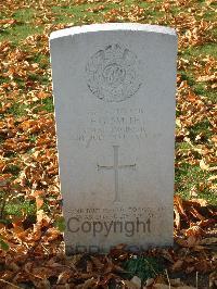 Ranville War Cemetery - Smith, Frederick George