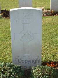 Ranville War Cemetery - Smith, Harold