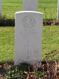 Ranville War Cemetery - Stoddart, Harry McKenzie