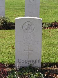 Ranville War Cemetery - Stokes, George