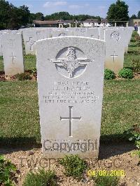 Ranville War Cemetery - Traylen, Frank Leonard