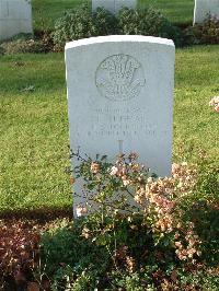 Ranville War Cemetery - Thomas, Glyndwr