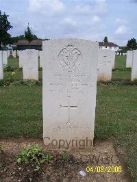 Ranville War Cemetery - Willis, Norman