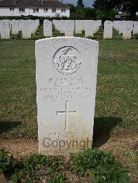 Ranville War Cemetery - Yeomans, Thomas Anthony